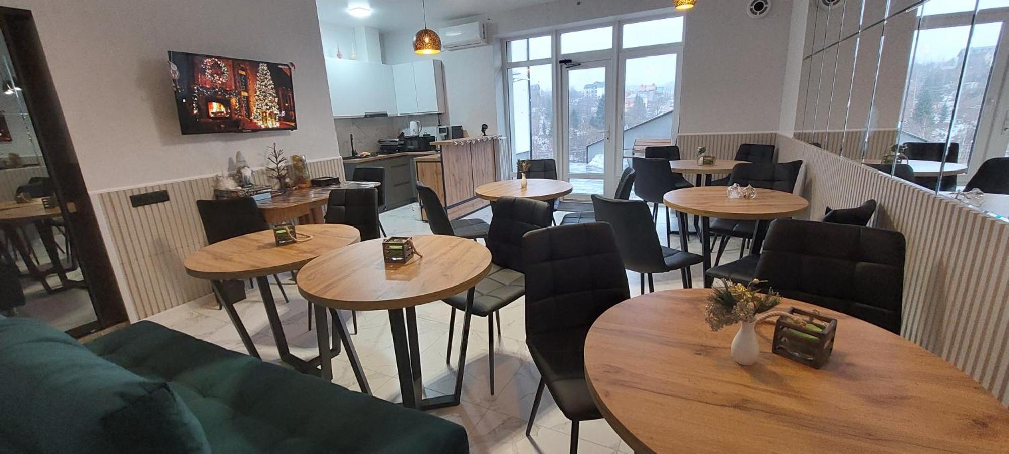 Apartment апарт-готель Logos Skhidnytsia