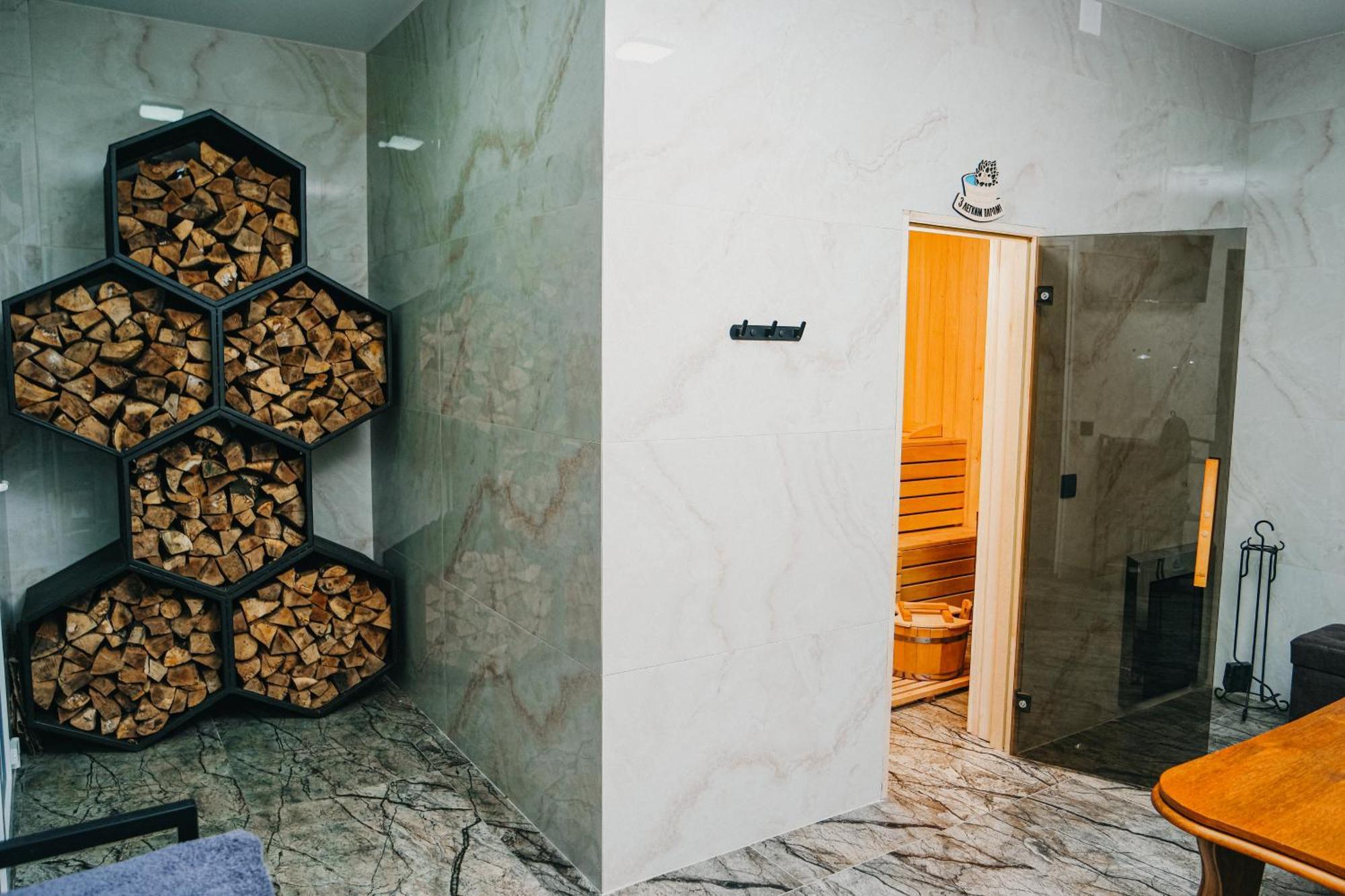 Apartment апарт-готель Logos Skhidnytsia